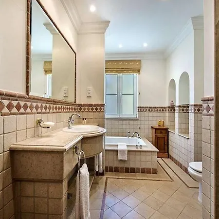 Beautiful Portugal - 4 Bedrooms - Gemstone - Private Pool And Bbq - ヴィラ アルマンシル